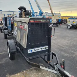 2019 Lincoln Electric VANTAGE 549 Welder