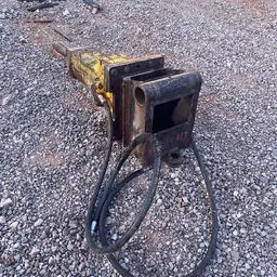 2016 Atlas Copco SB 452 Attachment