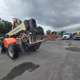 2016 JLG 1055 Forklift