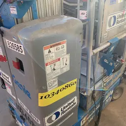 2015 Genie GR-20 Self-Propelled One-Person Lift
