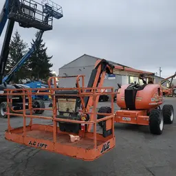 2015 JLG 600AJ Articulating Boom Lift