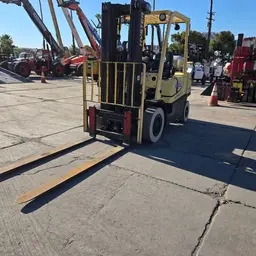 2017 HYSTER H50XT Warehouse Forklift