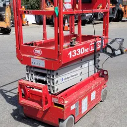 2018 MEC 1330SE Scissor Lift