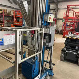 2018 Genie AWP-40SDC Pusharound Lift