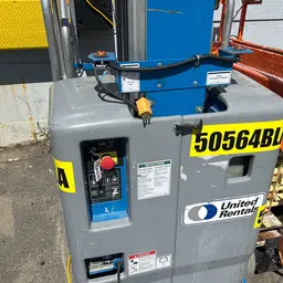 2017 Genie GR-20 Self-Propelled One-Person Lift