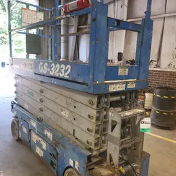 2015 Genie GS-3232 Scissor Lift