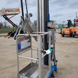2018 Genie AWP-40SDC Pusharound Lift