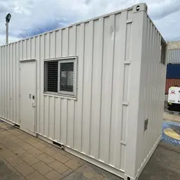 SIDE WITH DOOR