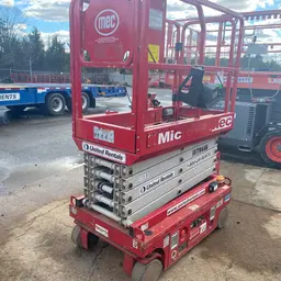 2018 MEC MICRO 19 Scissor Lift
