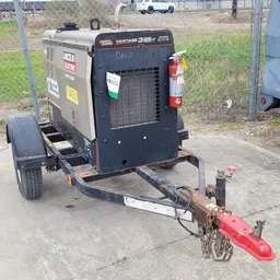 2020 Lincoln Electric VANTAGE 322 Welder