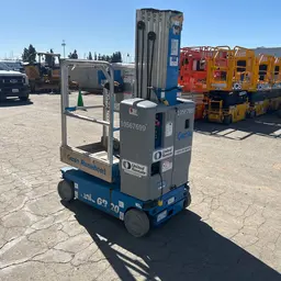 2017 Genie GR-20 Self-Propelled One-Person Lift