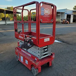 2017 MEC 1330SE Scissor Lift