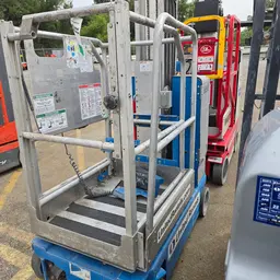 2016 Genie GR-20 Self-Propelled One-Person Lift
