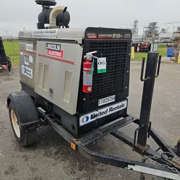 2019 Lincoln Electric VANTAGE 549 Welder