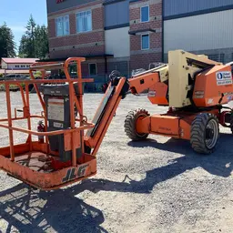 2017 JLG H340AJ Articulating Boom Lift