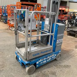 2016 Genie GR-20 Self-Propelled One-Person Lift