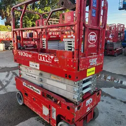 2017 MEC 1930SE Scissor Lift