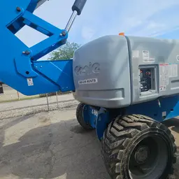 2017 Genie Z-80/60 Articulating Boom Lift