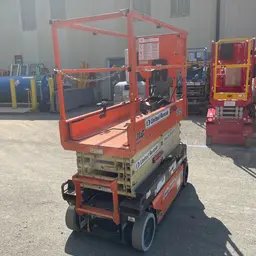 2017 JLG 1932R Scissor Lift