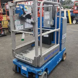 2017 Genie GR-20 Self-Propelled One-Person Lift