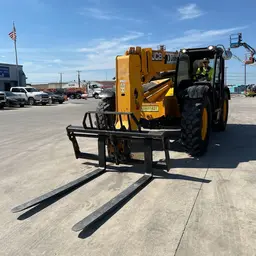 2017 JCB 507-42 Forklift