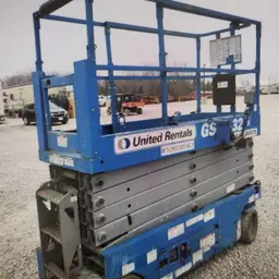 2017 Genie GS-3232 Scissor Lift
