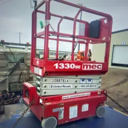 2018 MEC MICRO 19 Scissor Lift