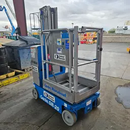 2016 Genie GR-20 Self-Propelled One-Person Lift