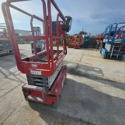 2017 MEC 1330SE Scissor Lift