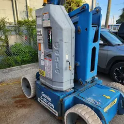 2013 Genie Z-30/20N RJ Articulating Boom Lift