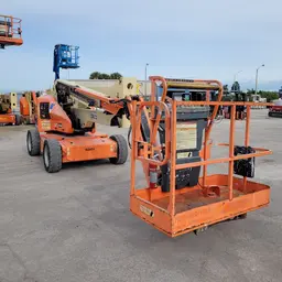 2016 JLG E450AJ Articulating Boom Lift