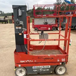 2017 Skyjack SJ16 Self-Propelled One-Person Lift