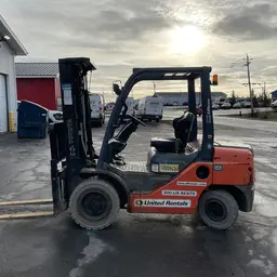2019 Toyota 8FGU30 Warehouse Forklift