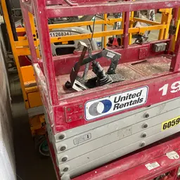 2018 MEC MICRO 19 Scissor Lift