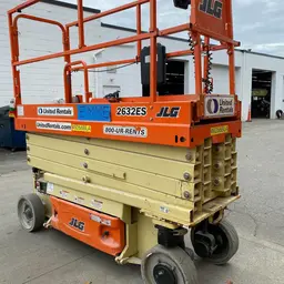 2017 JLG 2632ES Scissor Lift
