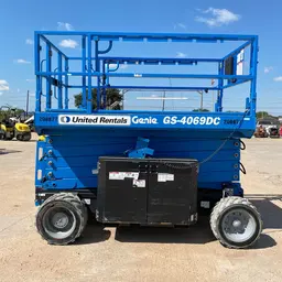 2017 Genie GS-4069 Scissor Lift