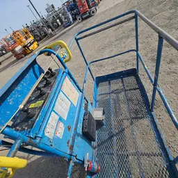 2012 Genie Z-80/60 Articulating Boom Lift