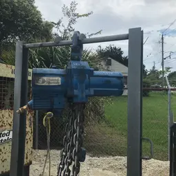 2014 JD NEUHAUS PROFI 30T Hoist