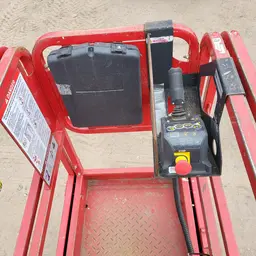 2019 MEC 1330SE Scissor Lift