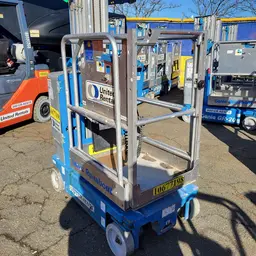 2017 Genie GR-20 Self-Propelled One-Person Lift
