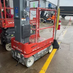 2016 Skyjack SJ16 Self-Propelled One-Person Lift