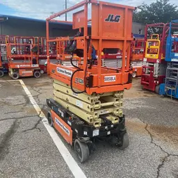 2017 JLG 1932R Scissor Lift