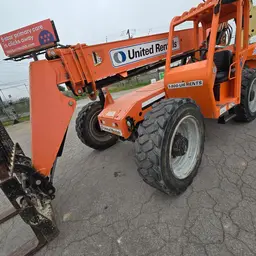 2015 SKYTRAK 6042 Forklift