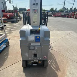 2018 JLG 20MVL Self-Propelled One-Person Lift