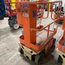 2014 JLG 1230ES Self-Propelled One-Person Lift