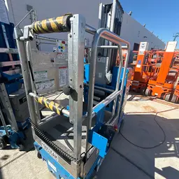 2017 Genie GR-20 Self-Propelled One-Person Lift
