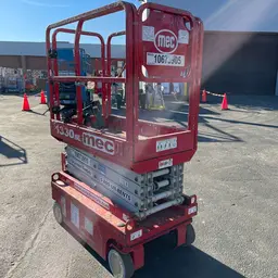 2017 MEC 1330SE Scissor Lift