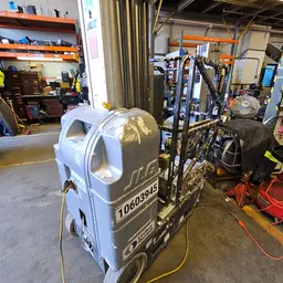 2017 JLG 20MVL Self-Propelled One-Person Lift