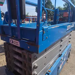2017 Genie GS-3232 Scissor Lift