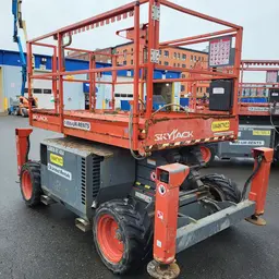 2016 Skyjack SJ6826RT Rough Terrain Scissor Lift